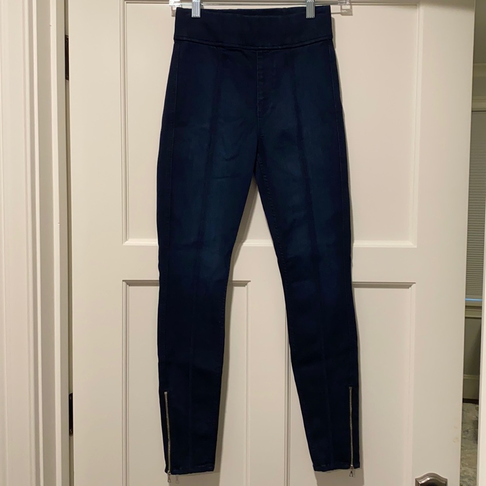 7 For All Mankind Jeans/pull on leggings